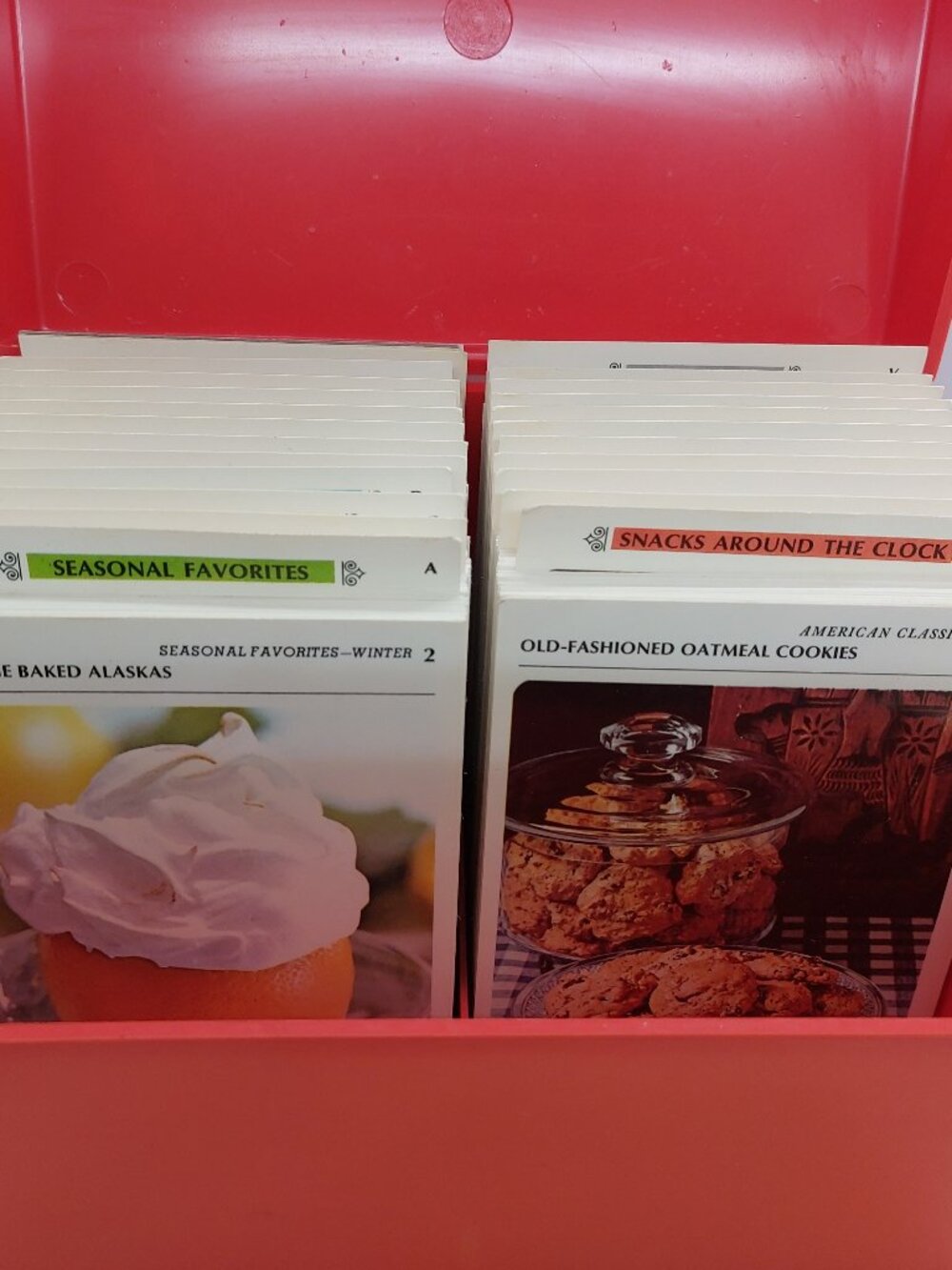Vintage 1971 Betty Crocker Recipe Card Library Orange Plastic Box